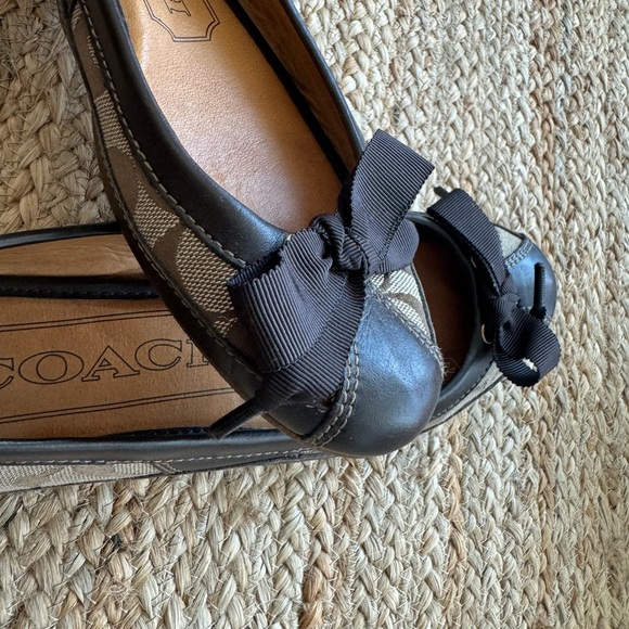 💋🤎COACH Ballet Slip Ons - Picture 8 of 8